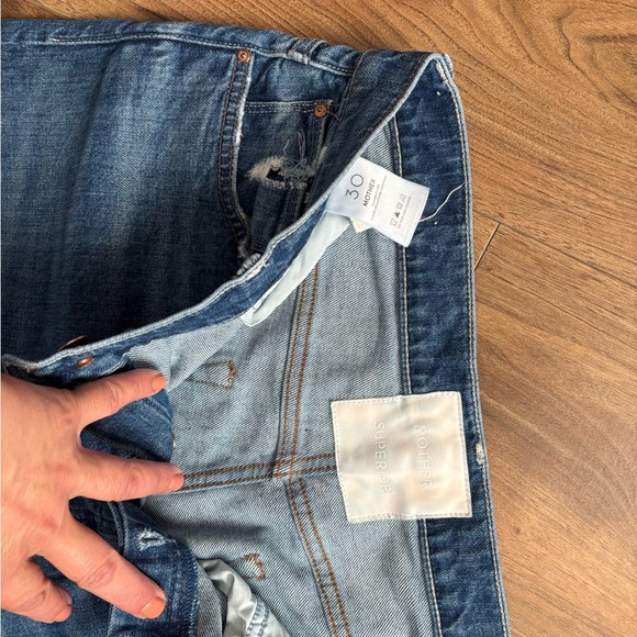 MOTHER Relaxed Fit Blue Jeans - Picture 2 of 9